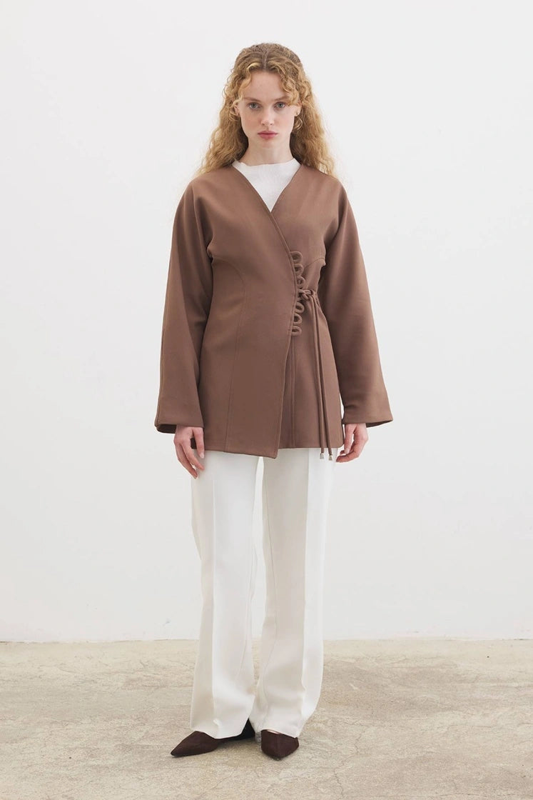 Peri Longblazer mit Bindedetail hellbraun