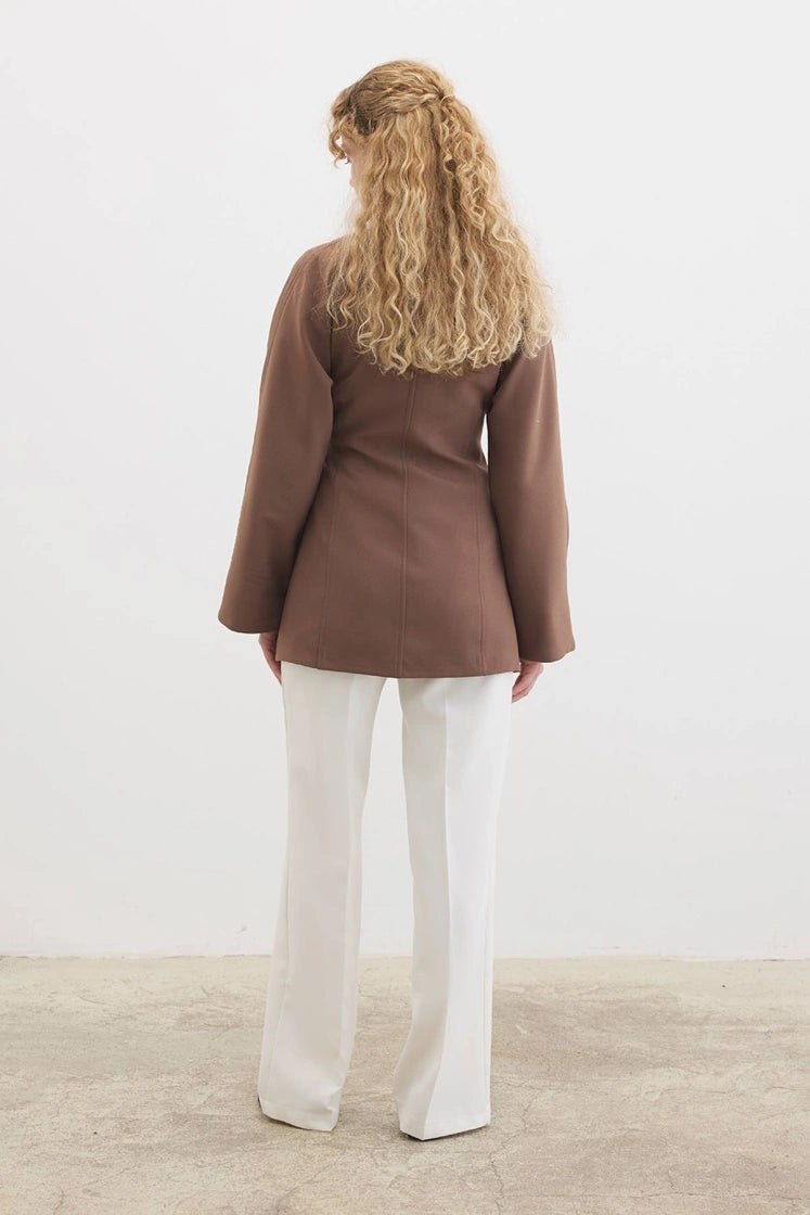 Peri Longblazer mit Bindedetail hellbraun
