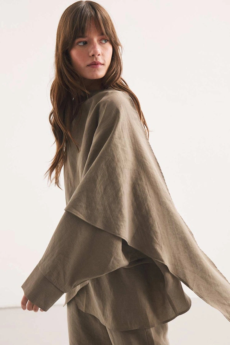 Sarina Set mit Fledermausärmel & Cape