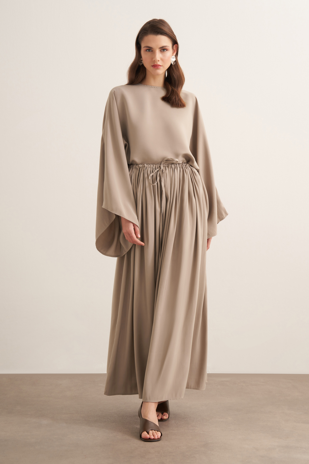 Modes Set Damen Elegant cupro Maxi Rock