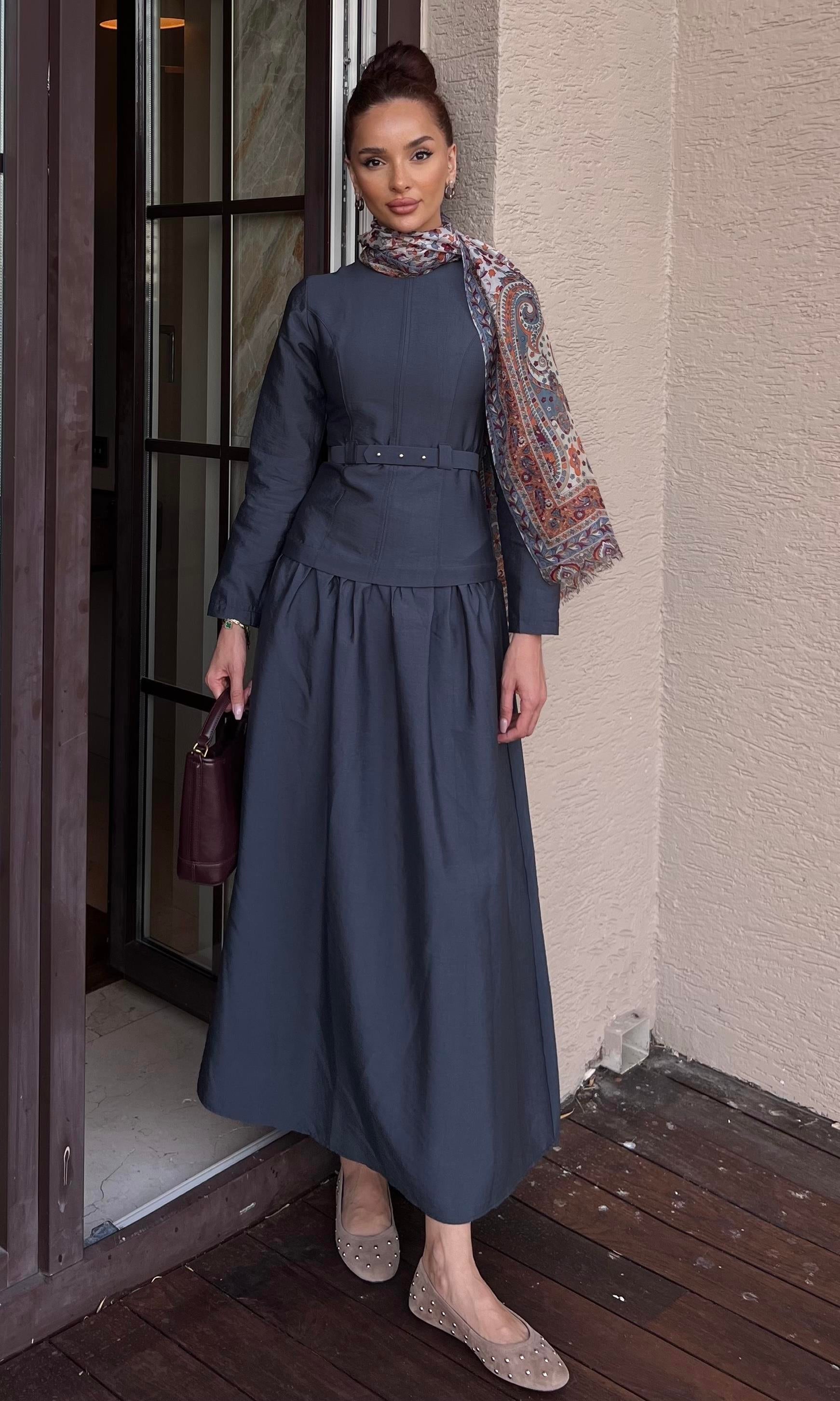 Mira Cupro Kleid mit Gürtel
