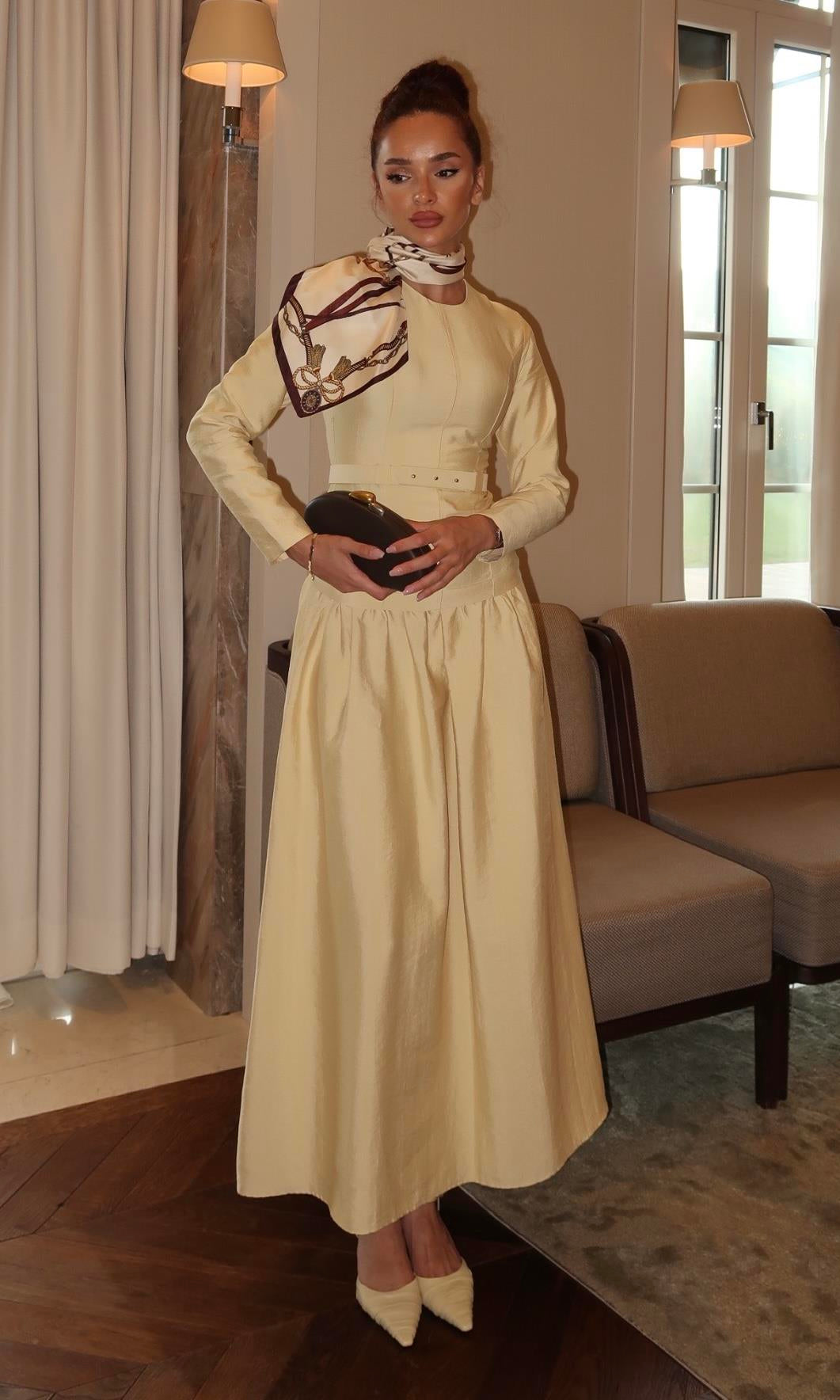 Mira Cupro Kleid mit Gürtel